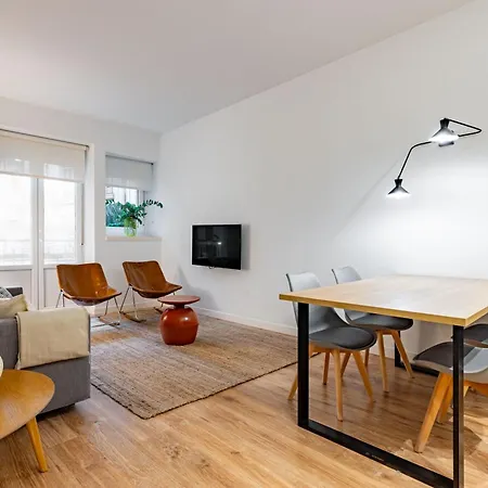 Ambrosse By * San Sebastian